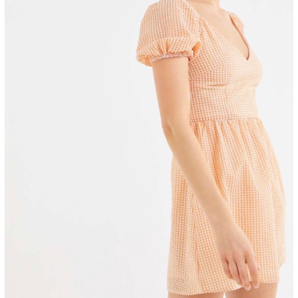 Cute mini dress URBAN OUTFITTERS
